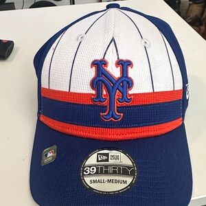New Era Mets Pinstripe Stretch-Fit Cap in Blue, White & Orange